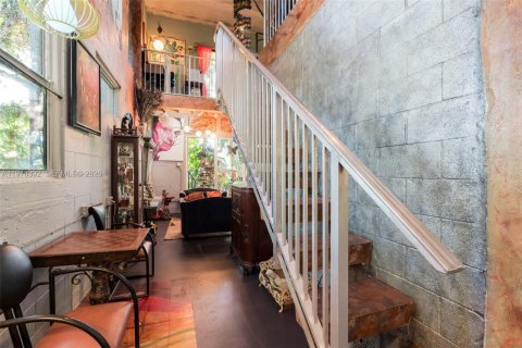 Casa en venta en Fort Lauderdale, Florida, 1 dormitorio, 98.94 m2 № 2045191 - foto 16