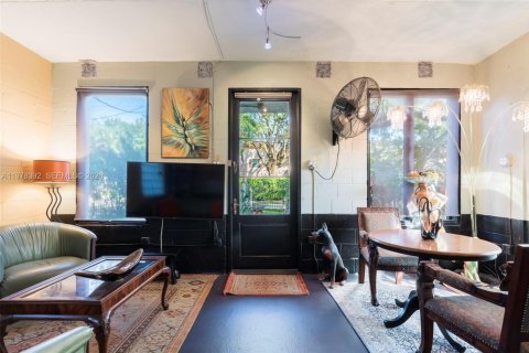 Casa en venta en Fort Lauderdale, Florida, 1 dormitorio, 98.94 m2 № 2045191 - foto 12