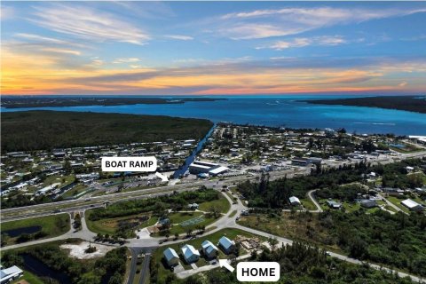Casa en alquiler en Port Charlotte, Florida, 3 dormitorios, 140.93 m2 № 1906877 - foto 3