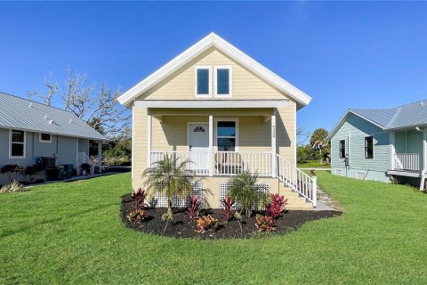 Casa en alquiler en Port Charlotte, Florida, 3 dormitorios, 140.93 m2 № 1906877 - foto 1