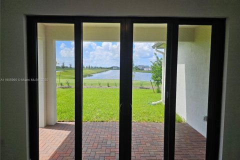 Villa ou maison à louer à Ave Maria, Floride: 3 chambres, 160.35 m2 № 1957287 - photo 16