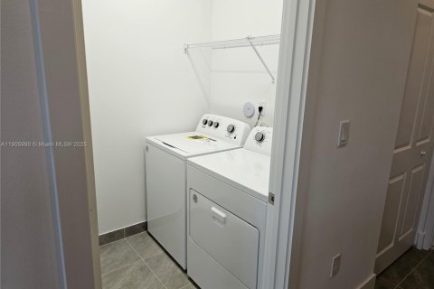 Villa ou maison à louer à Ave Maria, Floride: 3 chambres, 160.35 m2 № 1957287 - photo 7