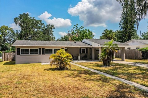 House in Bartow, Florida 3 bedrooms, 135.92 sq.m. № 1688032 - photo 7