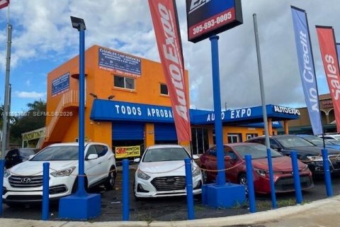 Immobilier commercial à vendre à Hialeah, Floride № 2060046 - photo 2