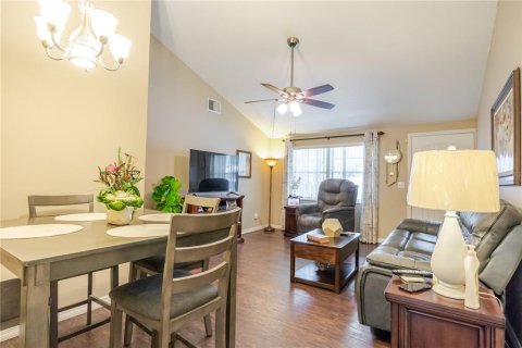 House in Tampa, Florida 3 bedrooms, 91.04 sq.m. № 2287451 - photo 11