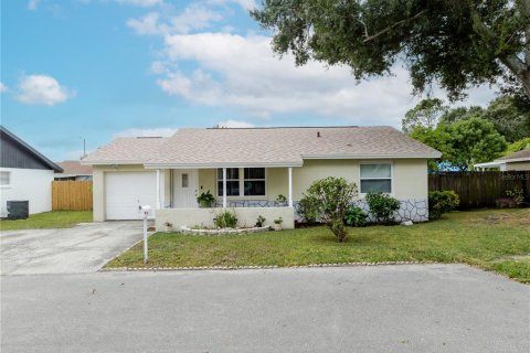 House in Tampa, Florida 3 bedrooms, 91.04 sq.m. № 2287451 - photo 30