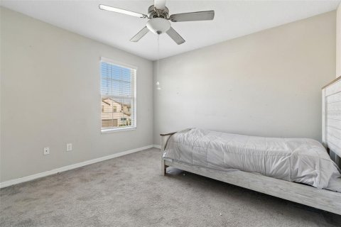 House in Tampa, Florida 3 bedrooms, 145.67 sq.m. № 2317482 - photo 30