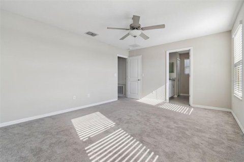 House in Tampa, Florida 3 bedrooms, 145.67 sq.m. № 2317482 - photo 22