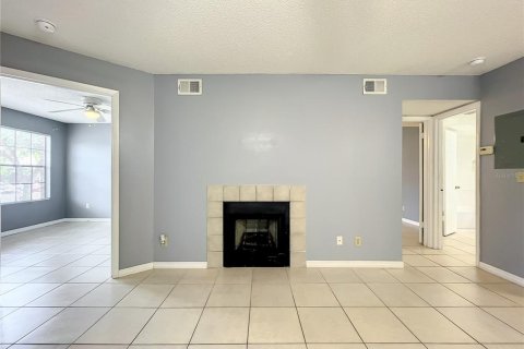 Condo in Altamonte Springs, Florida, 2 bedrooms  № 1295303 - photo 15