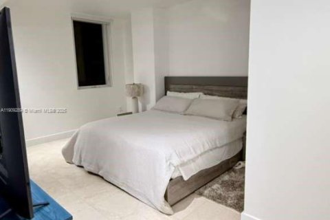 Copropriété à vendre à Miami, Floride: 2 chambres, 87.33 m2 № 2017120 - photo 7