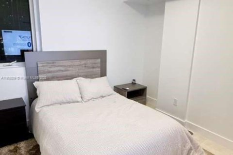 Copropriété à vendre à Miami, Floride: 2 chambres, 87.33 m2 № 2017120 - photo 16