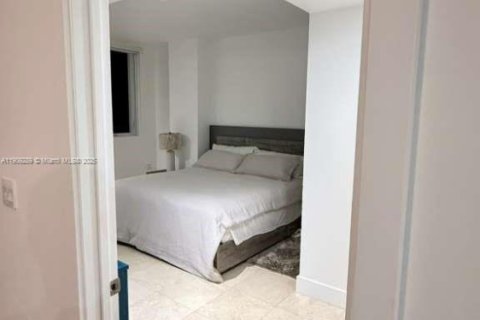 Copropriété à vendre à Miami, Floride: 2 chambres, 87.33 m2 № 2017120 - photo 9