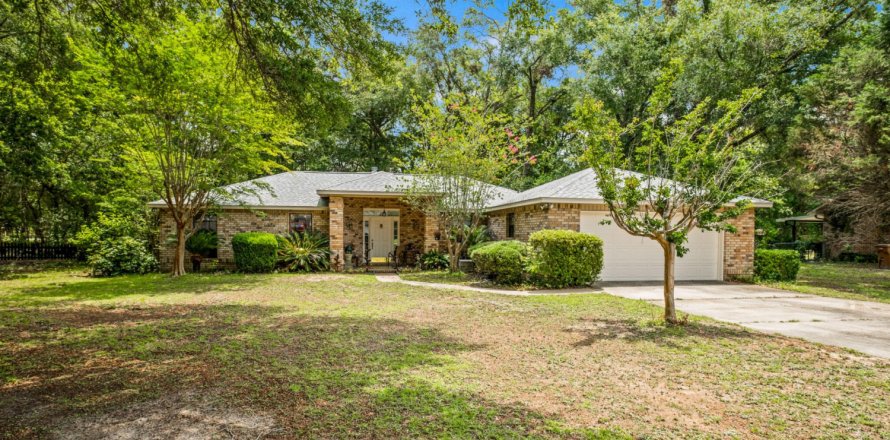 Casa en Milton, Florida 3 dormitorios, 155.43 m2 № 590408
