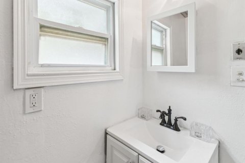 Casa en venta en Tampa, Florida, 4 dormitorios, 200.48 m2 № 1827871 - foto 26