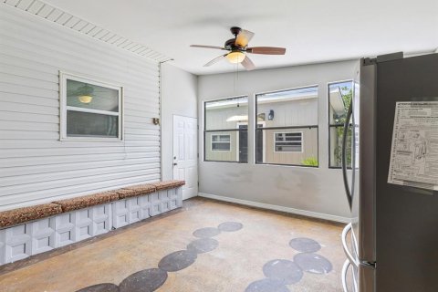 Casa en venta en Tampa, Florida, 4 dormitorios, 200.48 m2 № 1827871 - foto 28