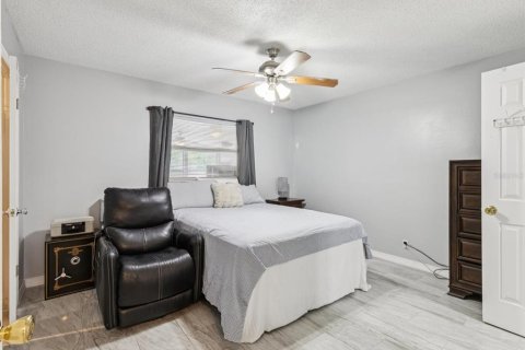 Casa en venta en Tampa, Florida, 4 dormitorios, 200.48 m2 № 1827871 - foto 19