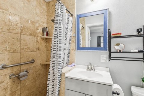 Casa en venta en Tampa, Florida, 4 dormitorios, 200.48 m2 № 1827871 - foto 14