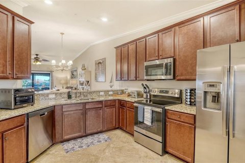 Condo in Bradenton, Florida, 2 bedrooms in LAKEWOOD NATIONAL  № 2232798 - photo 21