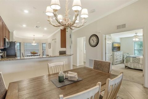 Condo in Bradenton, Florida, 2 bedrooms in LAKEWOOD NATIONAL  № 2232798 - photo 18