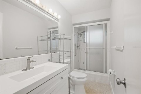 Villa ou maison à vendre à Largo, Floride: 3 chambres, 148.36 m2 № 2388350 - photo 14
