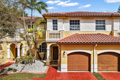 Adosado en alquiler en Miramar, Florida, 3 dormitorios, 157.93 m2 № 2050262 - foto 1