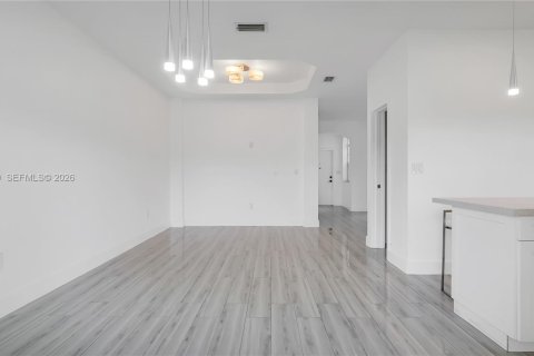 Adosado en alquiler en Miramar, Florida, 3 dormitorios, 157.93 m2 № 2050262 - foto 4