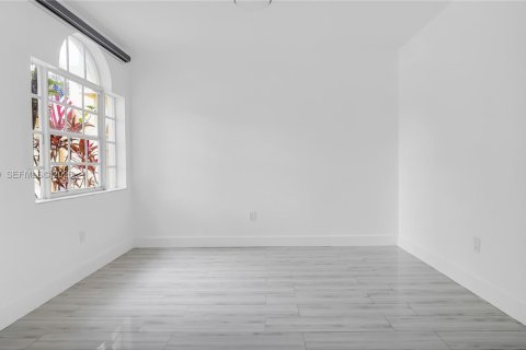 Adosado en alquiler en Miramar, Florida, 3 dormitorios, 157.93 m2 № 2050262 - foto 3