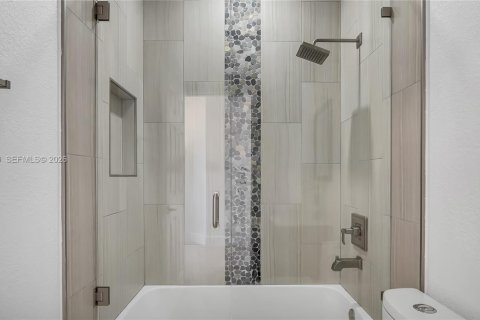 Adosado en alquiler en Miramar, Florida, 3 dormitorios, 157.93 m2 № 2050262 - foto 27