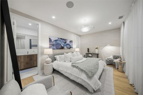 Villa ou maison à vendre à Sarasota, Floride: 4 chambres, 272.2 m2 № 2408871 - photo 28