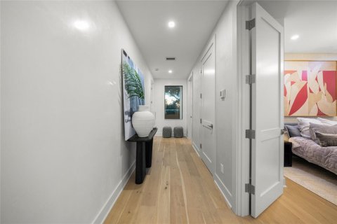 Villa ou maison à vendre à Sarasota, Floride: 4 chambres, 272.2 m2 № 2408871 - photo 22