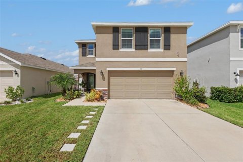 House in Ruskin, Florida 4 bedrooms, 216.28 sq.m. № 2353349