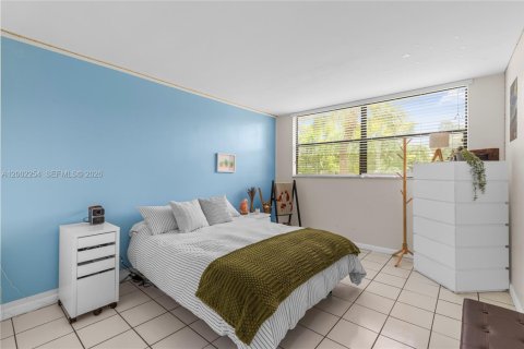 Купить кондоминиум в Уэстон, Флорида 2 спальни, 114.73м2, № 2067814 - фото 21