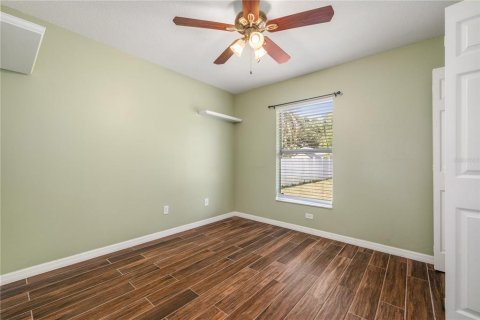 House in Tampa, Florida 3 bedrooms, 120.77 sq.m. № 1879140 - photo 21