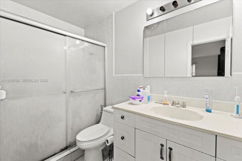 Купить виллу или дом в Санрайз, Флорида 4 спальни, 171.87м2, № 1981995 - фото 11