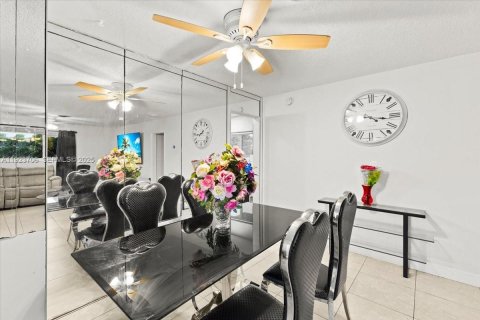Купить виллу или дом в Санрайз, Флорида 4 спальни, 171.87м2, № 1981995 - фото 6