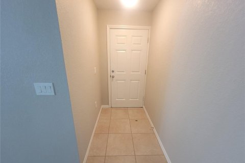 Casa en alquiler en Winter Haven, Florida, 3 dormitorios, 156.82 m2 № 1918874 - foto 9