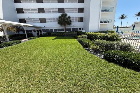 Copropriété à louer à Highland Beach, Floride: 2 chambres, 173.45 m2 № 2281071 - photo 2