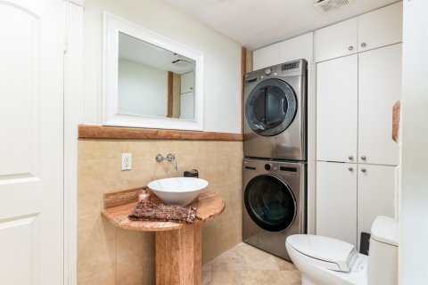 Copropriété à louer à Highland Beach, Floride: 2 chambres, 173.45 m2 № 2281071 - photo 17