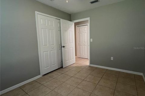 Casa en alquiler en Tavares, Florida, 3 dormitorios, 131.27 m2 № 1788202 - foto 12