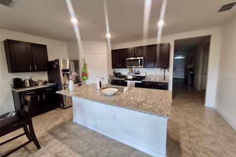 Casa en venta en Winter Haven, Florida, 4 dormitorios, 173.45 m2 № 2384334 - foto 12