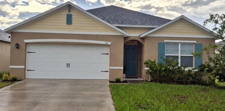 Casa en Winter Haven, Florida 4 dormitorios, 173.45 m2 № 2384334