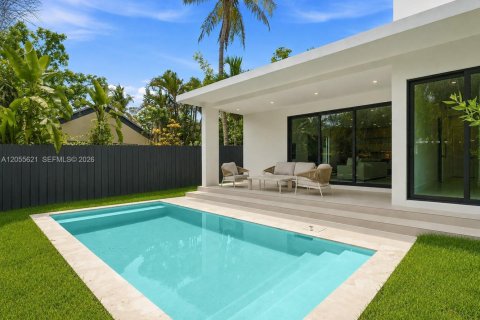 Villa ou maison à vendre à Miami, Floride: 4 chambres, 227.24 m2 № 2246513 - photo 11