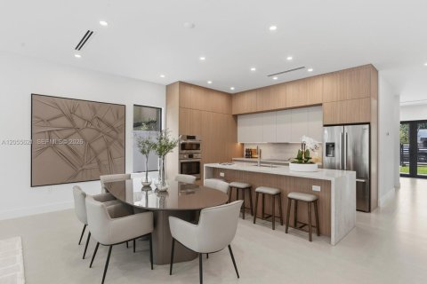Villa ou maison à vendre à Miami, Floride: 4 chambres, 227.24 m2 № 2246513 - photo 26