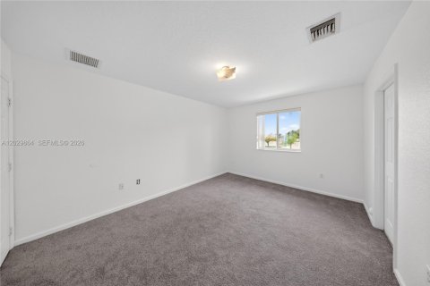Condominio en venta en Homestead, Florida, 2 dormitorios, 122.07 m2 № 2248617 - foto 15