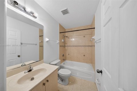 Condominio en venta en Homestead, Florida, 2 dormitorios, 122.07 m2 № 2248617 - foto 14