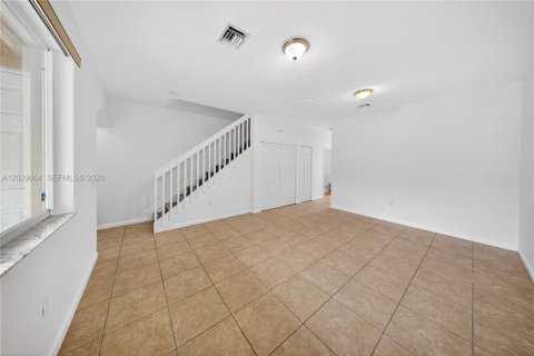 Condominio en venta en Homestead, Florida, 2 dormitorios, 122.07 m2 № 2248617 - foto 2