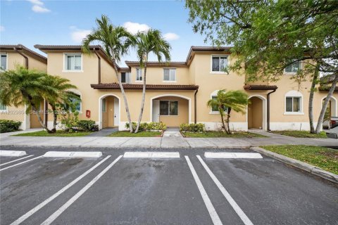 Condominio en Homestead, Florida, 2 dormitorios  № 2248617