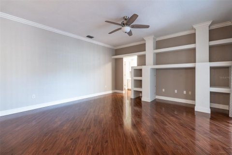 House in Ocala, Florida 4 bedrooms, 236.62 sq.m. № 2422762 - photo 14