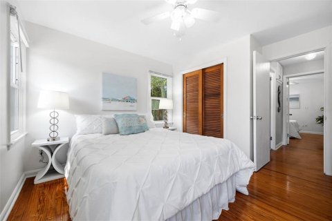 House in Dunedin, Florida 2 bedrooms, 88.35 sq.m. № 2151558 - photo 15