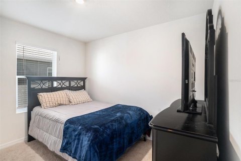 Townhouse in Brandon, Florida 3 bedrooms, 165.83 sq.m. № 1520853 - photo 15